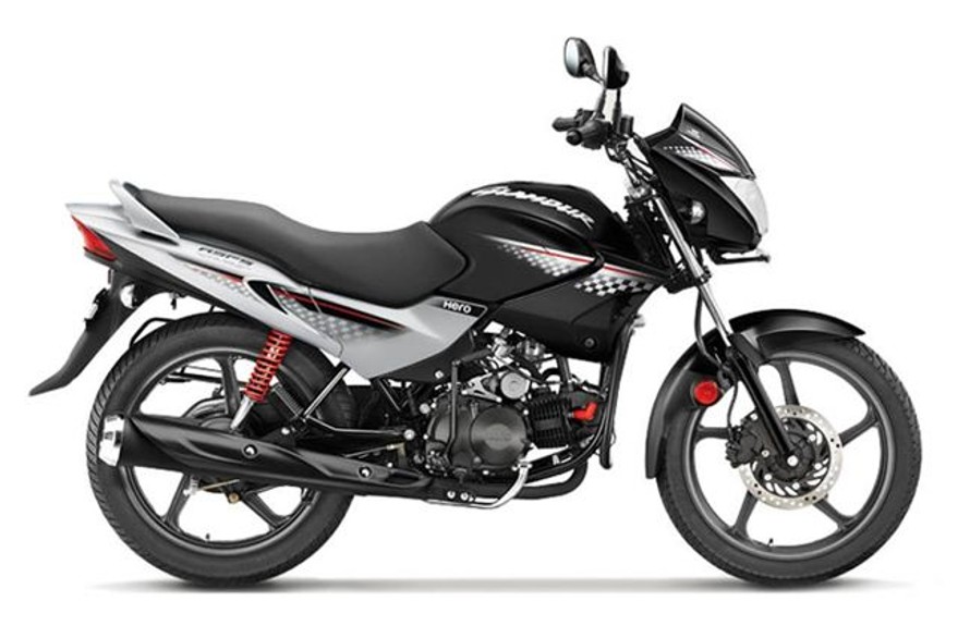 ब्लैक विथ टोर्नाडो ग्रे मेटालिक